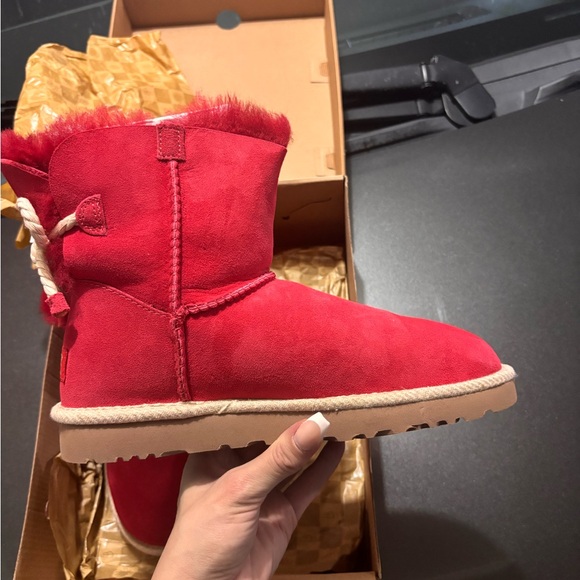 UGG Selene (red) size 7 with box - Picture 7 of 12
